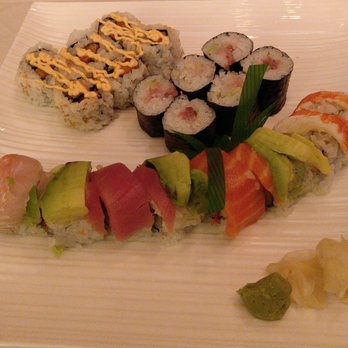 Toshi Ryoriten - Spicy salmon roll, yellowtail and green onion roll plus rainbow roll. - Japanese Near Me - Richmond Hill, Ontario