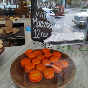 Crème de la Cocoa - Macarons - Desserts Near Me - Saint Augustine, Florida Crème de la Cocoa - Macarons - Desserts Near Me - Saint Augustine, Florida