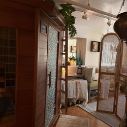 Massage treatment area