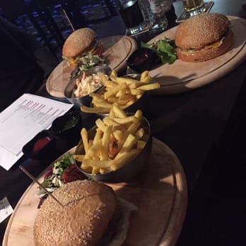 The Burger Bar - American Near Me - Vienna, 9