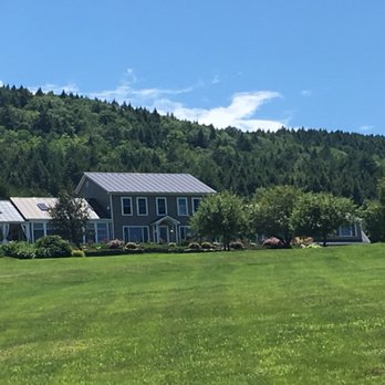 Apple Hill Inn - View of the Apple Hill Inn - Bed & Breakfast Near Me - Woodstock, Vermont Apple Hill Inn - View of the Apple Hill Inn - Bed & Breakfast Near Me - Woodstock, Vermont