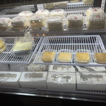 El Chinchorro Boricua - Desserts: we got the flans, but will definitely try the tres leches next time - Puerto Rican Near Me - Spartanburg, South Carolina El Chinchorro Boricua - Desserts: we got the flans, but will definitely try the tres leches next time - Puerto Rican Near Me - Spartanburg, South Carolina