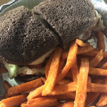 Horsefeathers - Turkey Avocado Sandwich - American Near Me - Tarrytown, New York Horsefeathers - Turkey Avocado Sandwich - American Near Me - Tarrytown, New York
