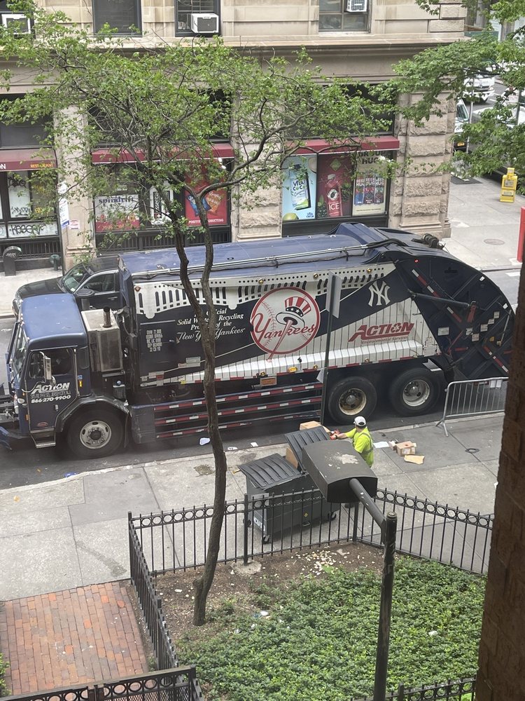 THE ACTION ENVIRONMENTAL GROUP Updated September 2024 11 Photos New York, New York