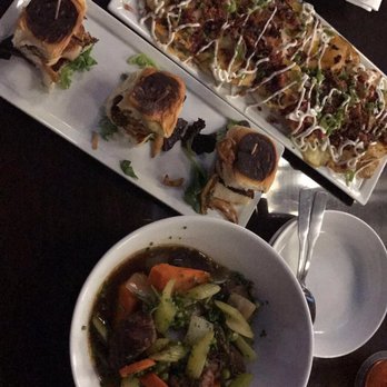 Limericks Tavern - Irish Nachos, Scallop Sliders, and Guinness Stew - New American Near Me - Alhambra, California
