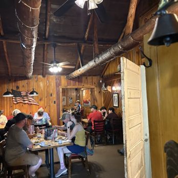 Darbi's Cafe - Inside - American Near Me - Pinetop, Arizona Darbi's Cafe - Inside - American Near Me - Pinetop, Arizona