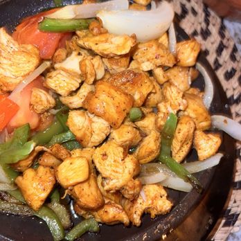 Casa Santa - Chicken Fajitas - Mexican Near Me - Noblesville, Indiana