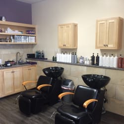 The Lyons Mane Salon - Where magic happens!