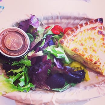 La Tour Cafe - Salad and quiche nom nom nom - Cafes Near Me - Honolulu, Hawaii