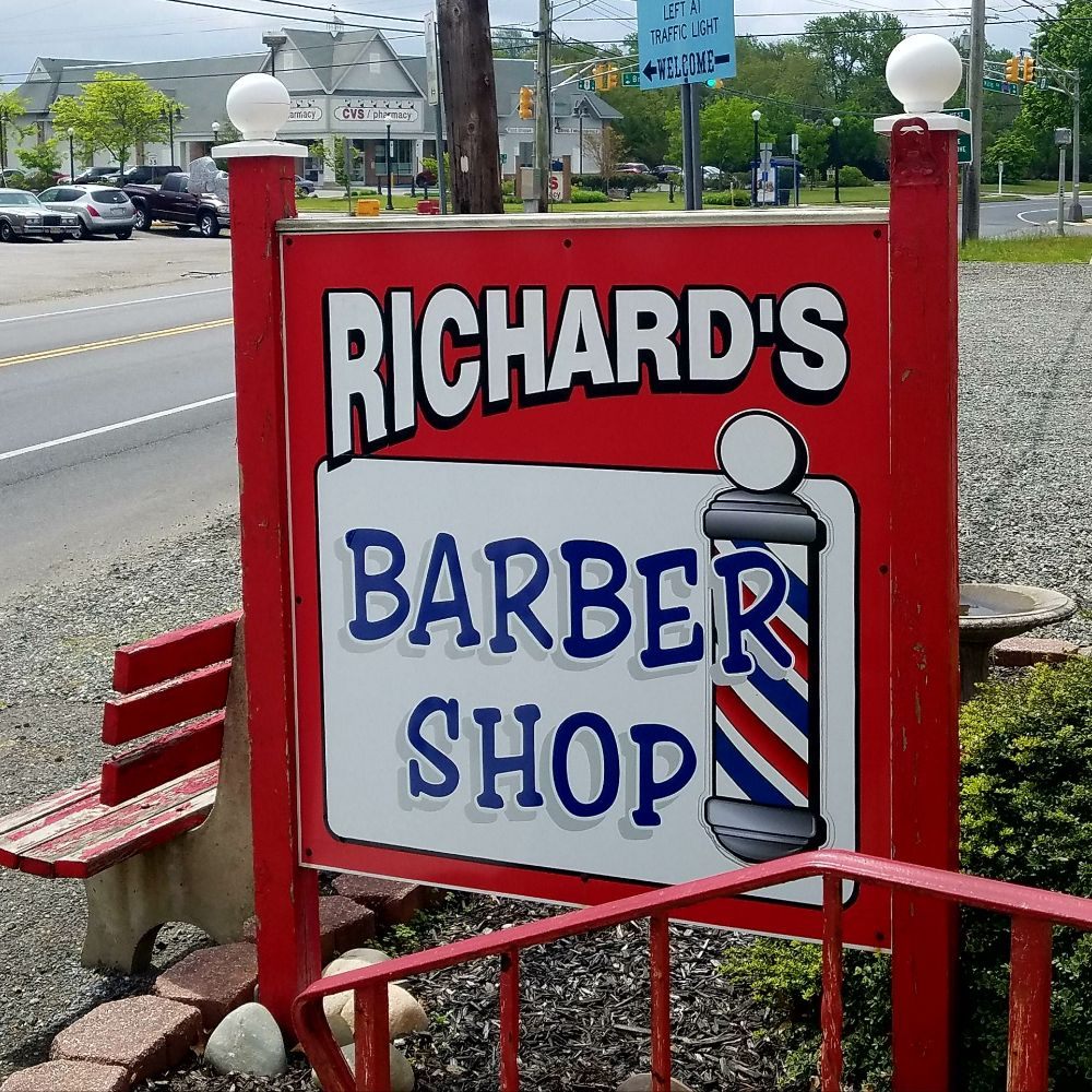 Richard's Barber Shop Logo