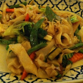 Royal Siam - Pad Kee Mao J - Thai Near Me - Moraga, California Royal Siam - Pad Kee Mao J - Thai Near Me - Moraga, California