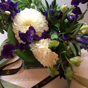 Sag Harbor Florist - Looking old after 1 day! - Florists Near Me - Sag Harbor, New York Sag Harbor Florist - Looking old after 1 day! - Florists Near Me - Sag Harbor, New York
