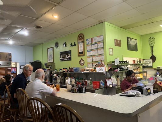 Everett Street Diner by null