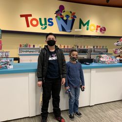 Toys N More