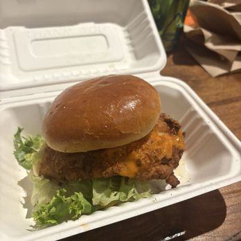 The Melt - Chicken sandwich - Burgers Near Me - San Francisco, California