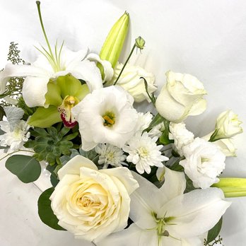 Flower By Helen - Florists Near Me - Chino Hills, California