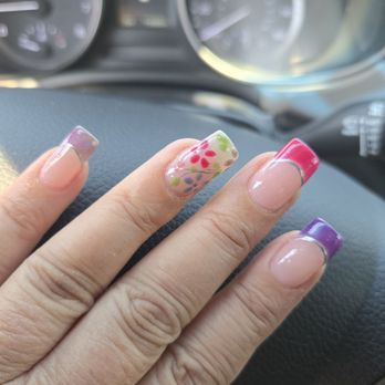 Brookside Nails Day Spa & Boutique - Day Spas Near Me - Stockton, California