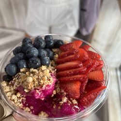 Playa Bowls - Pura Vida Acai Bowl