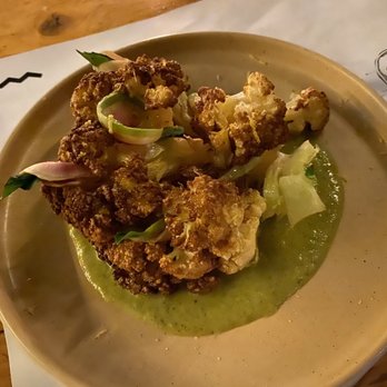 Balmori Rooftop - Roasted cauliflower off their vegan menu - Mexican Near Me - México, D.F., DIF Balmori Rooftop - Roasted cauliflower off their vegan menu - Mexican Near Me - México, D.F., DIF