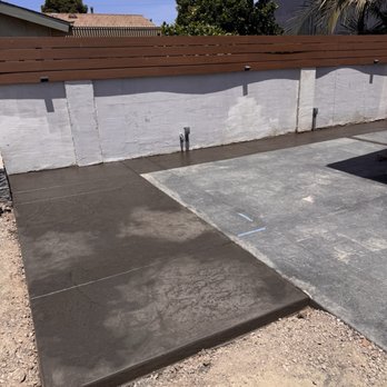Ramirez Concrete - Freshly poured additional concrete (still wet). - Masonry/Concrete Near Me