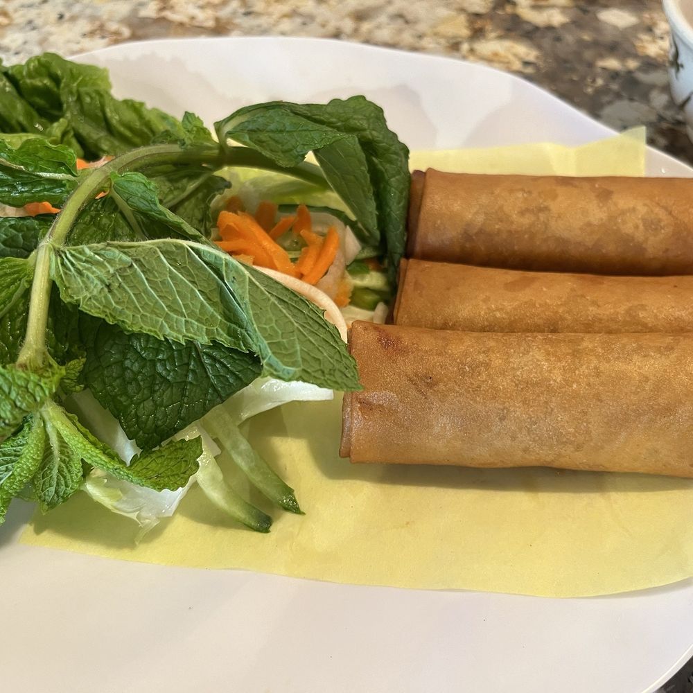Pho Ha #7 - Egg rolls, came in freshly hot and crunchy - Vietnamese Near Me - Riverside, California Pho Ha #7 - Egg rolls, came in freshly hot and crunchy - Vietnamese Near Me - Riverside, California