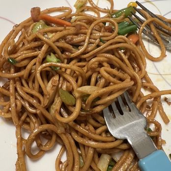 Himalayan Magic Masala - Vegetarian Chow Mein - Himalayan/Nepalese Near Me - San Jose, California Himalayan Magic Masala - Vegetarian Chow Mein - Himalayan/Nepalese Near Me - San Jose, California