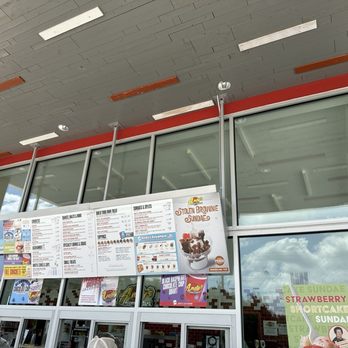 Andy's Frozen Custard - You can walk up to the window or drive thru to place your order. - Desserts Near Me - Prosper, Texas Andy's Frozen Custard - You can walk up to the window or drive thru to place your order. - Desserts Near Me - Prosper, Texas