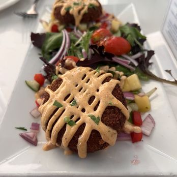 Catch Oyster Bar - Crab Cakes - Seafood Near Me - Patchogue, New York