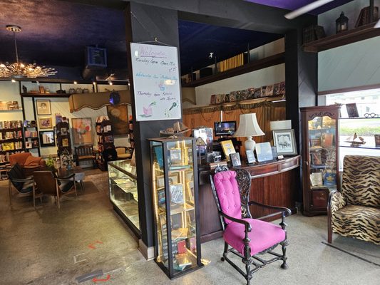 My Mama's Books Records & Cafe by null