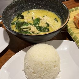 Gaeng Kiaw Wan / Green Curry