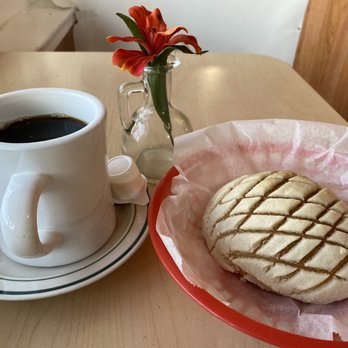 La Casa Bakery and Cafe - Concha and Coffee - Mexican Near Me - Houston, Texas