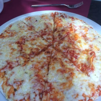 Gabriel - Margherita Pizza - a bit too cheesy but good crispy crust - Mediterranean Near Me - Barcelona, B Gabriel - Margherita Pizza - a bit too cheesy but good crispy crust - Mediterranean Near Me - Barcelona, B