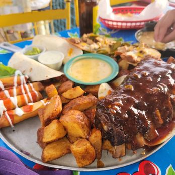 Hula Hut - Tex-Mex Near Me - Austin, Texas