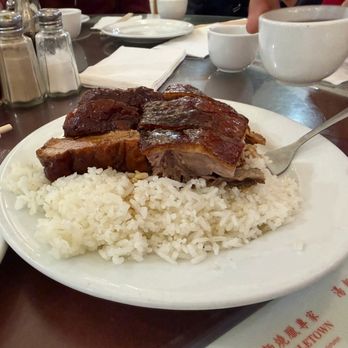 Great NY Noodletown - Roast duck on white rice - Cantonese Near Me - New York, New York Great NY Noodletown - Roast duck on white rice - Cantonese Near Me - New York, New York