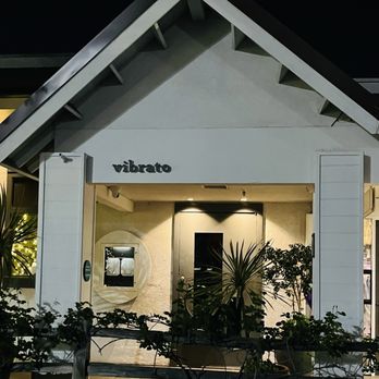 Vibrato Grill Jazz - Front entrance - Jazz & Blues Near Me - Los Angeles, California Vibrato Grill Jazz - Front entrance - Jazz & Blues Near Me - Los Angeles, California