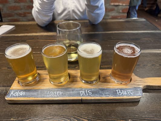 Flathead Lake Brewing Co. Pubhouse by null