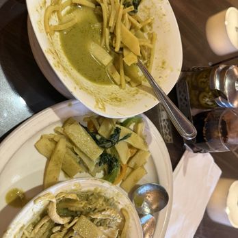Malee's Thai Kitchen - Green curry with chicken. I mean "bamboo curry with chicken" - Thai Near Me - Lake Oswego, Oregon Malee's Thai Kitchen - Green curry with chicken. I mean "bamboo curry with chicken" - Thai Near Me - Lake Oswego, Oregon