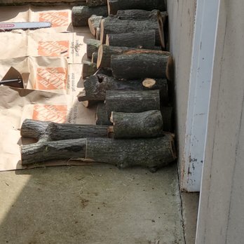Ray's Tree Service - Neatly stacked wood. - Tree Services Near Me - Fenton, Missouri Ray's Tree Service - Neatly stacked wood. - Tree Services Near Me - Fenton, Missouri