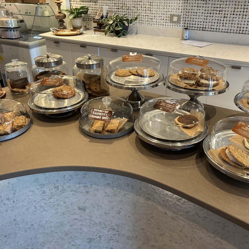 Maxie B's - more sweets - Bakeries Near Me - Greensboro, North Carolina Maxie B's - more sweets - Bakeries Near Me - Greensboro, North Carolina