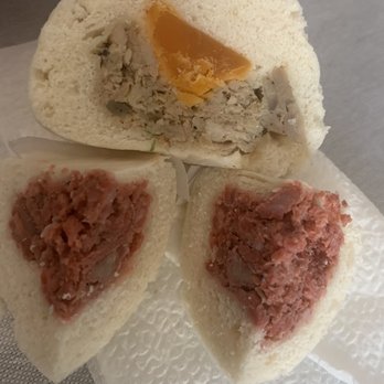 TP Banh Bao 3 - Chicken with Salted Duck Egg Bun on top, Pork BBQ Style Bun bottom - Vietnamese Near Me - San Diego, California TP Banh Bao 3 - Chicken with Salted Duck Egg Bun on top, Pork BBQ Style Bun bottom - Vietnamese Near Me - San Diego, California
