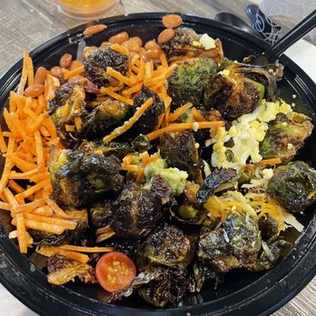Fieldhouse Restaurant & Bar - Protein bowl - New American Near Me - Norco, California