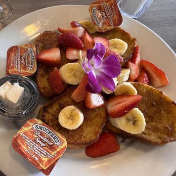 Colonial Diner - Vegan French toast - Diners Near Me - Woodbury, New Jersey Colonial Diner - Vegan French toast - Diners Near Me - Woodbury, New Jersey