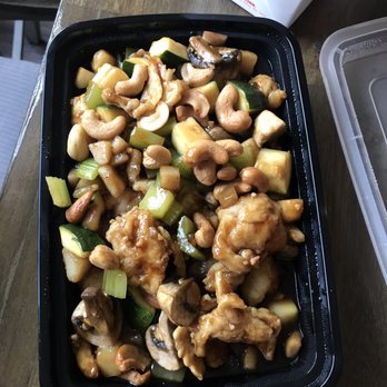 Ginger Garden - Cashew nut chicken - Chinese Near Me - Gilbert, Arizona
