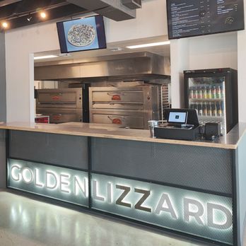 Golden Lizzard Pizza - Inside - Pizza Near Me - Miami, Florida