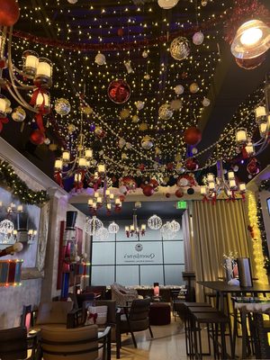 Queen Jayne’s Lounge & Royal Drinkery by null