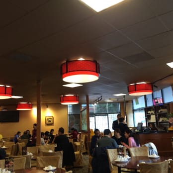 Dim Sum King - Busy Saturday brunch. - Dim Sum Near Me - Daly City, California Dim Sum King - Busy Saturday brunch. - Dim Sum Near Me - Daly City, California