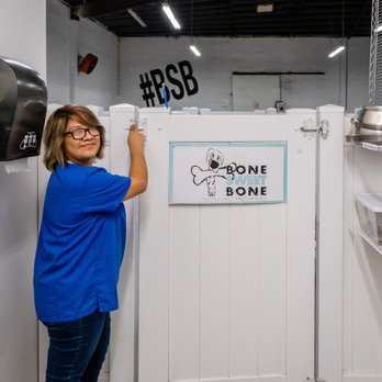 Bone Sweet Bone - Arts District - Pet Sitting Near Me - Los Angeles, California Bone Sweet Bone - Arts District - Pet Sitting Near Me - Los Angeles, California