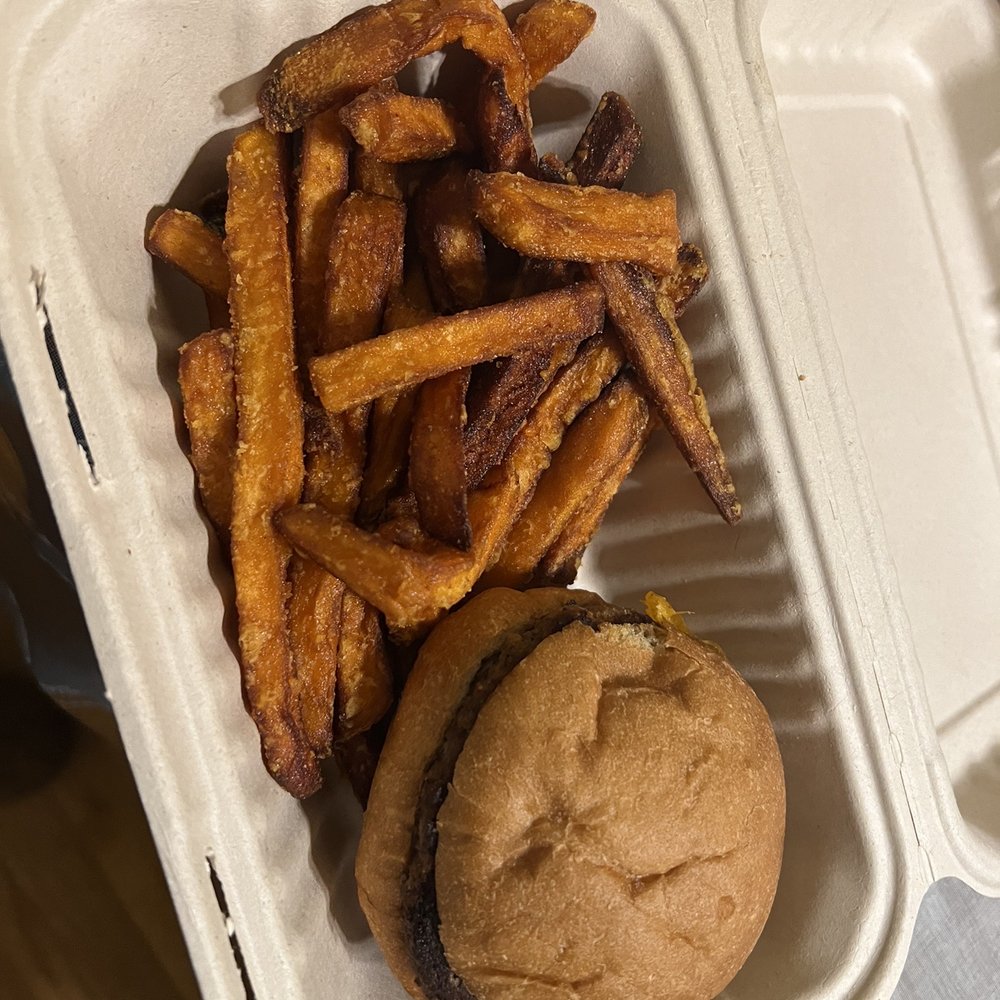 Ridgewood - Kids Cheeseburger and Side Organic Sweet Fries (gf,v) - Burgers Near Me - Ridgewood, New Jersey Ridgewood - Kids Cheeseburger and Side Organic Sweet Fries (gf,v) - Burgers Near Me - Ridgewood, New Jersey
