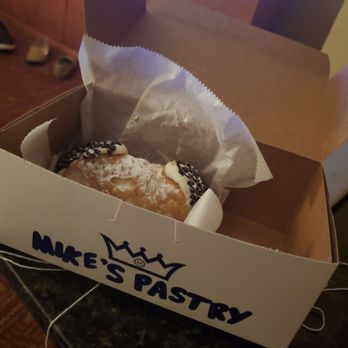 Mike's Pastry - Chocolate chip canoli - Bakeries Near Me - Boston, Massachusetts Mike's Pastry - Chocolate chip canoli - Bakeries Near Me - Boston, Massachusetts