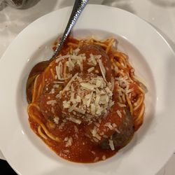 Amalfi's Trattoria & Bar - Spaghetti and meatballs